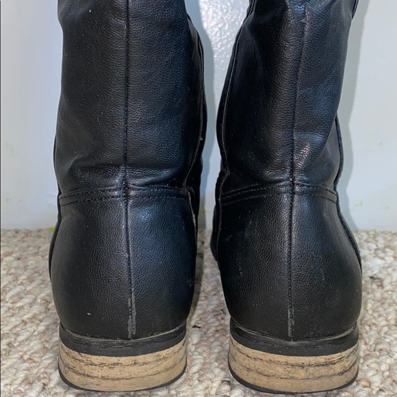 Black Rampage Boots - Picture 5 of 6